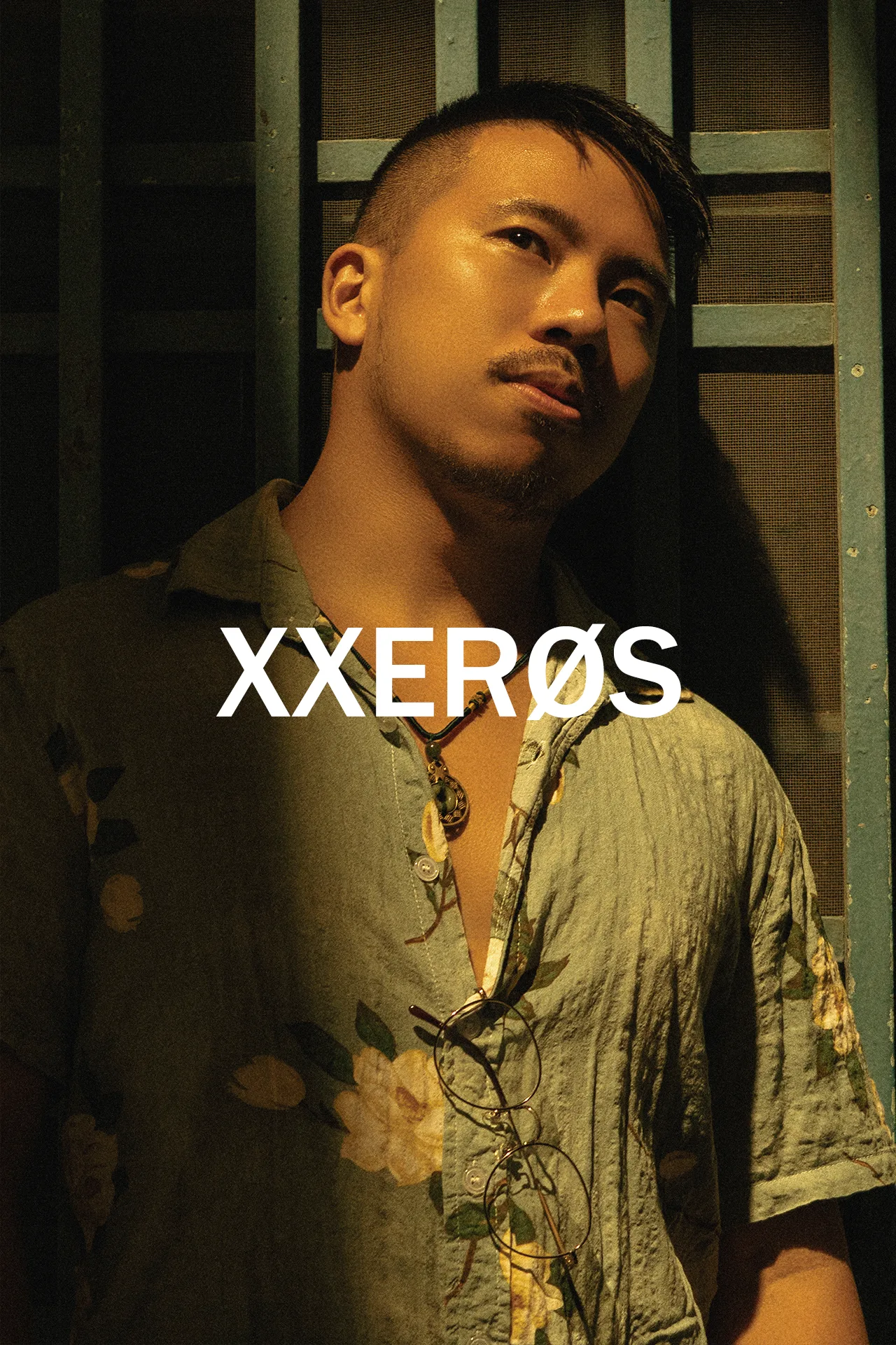 XXERØS Vol.02《UNHOLY SOFTNESS》|小貢 8 XXERØS Magazine 男性人像攝影:夜色中的凝視